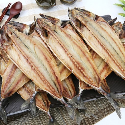2023년 가성비 최고 부산 반건조 고갈비 고등어 500g x 5팩 총 10마리 25kg - (할인이벤트중) 파란별건어물 [속초직송] 영양만점 등푸른생선 반건조 고등어 37cm 노르웨이고등어, 10마리