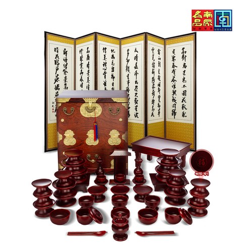 춘향골 남원목기 물푸레 복 제기 47p+오동함(+향로상) +추사 산수화 6폭병풍, 1box, 접시18,나물접시3,술잔3,잔대3,탕기3,식혜그릇1,향로1,촛대2,어틀1,편틀1,지방틀1,주발2세트,오동함1,6폭병풍,향로상