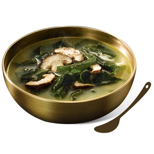 버섯의 향기, 들깨의 맛, 미역국의 건강 효능이 조화를 이룬 맛있는 건강식품