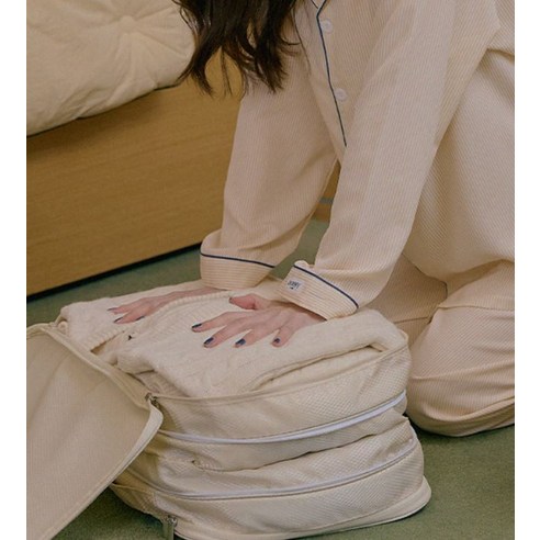 여행의 필수품: 도씨의 부피순삭 압축 파우치 세트