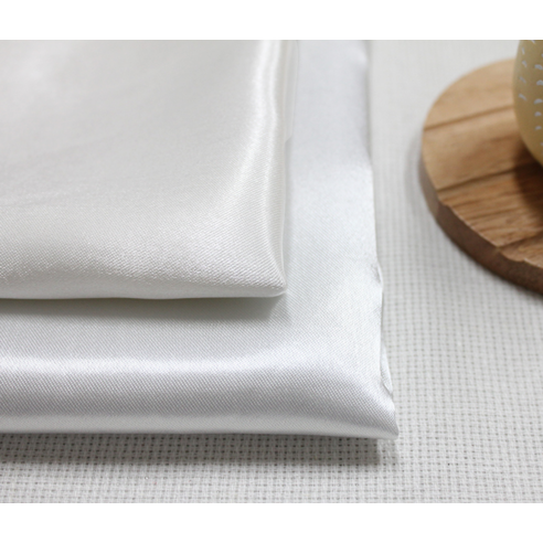 내 손으로 만드는 특별함, 광폭 공단 원단으로 꿈을 펼쳐보세요