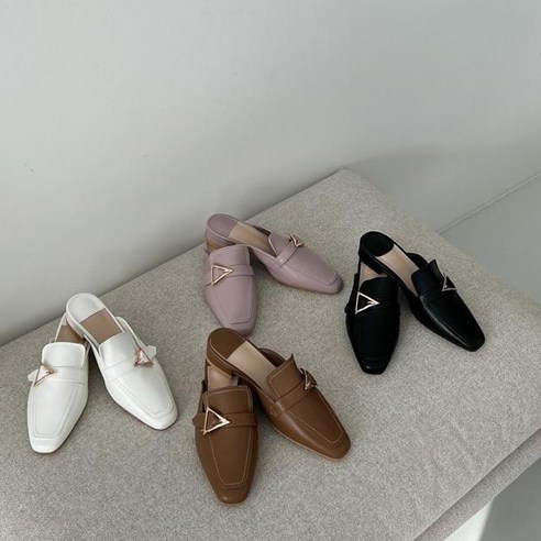 女裝  時尚  女鞋  女鞋  成年女性  成年女性  女裝  女裝  成人鞋  鞋子