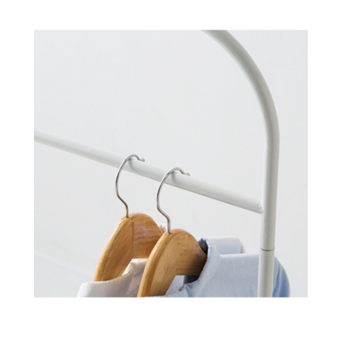 공간을 밝히는 실용적인 선택, 마켓비 KURUM 스탠드 행거