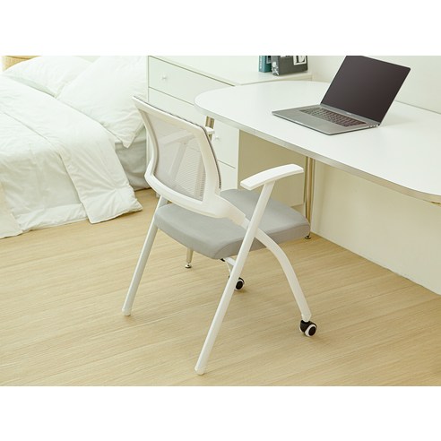 공간 효율과 집중력을 극대화하는 스마트한 선택, 탐사 접이식 의자