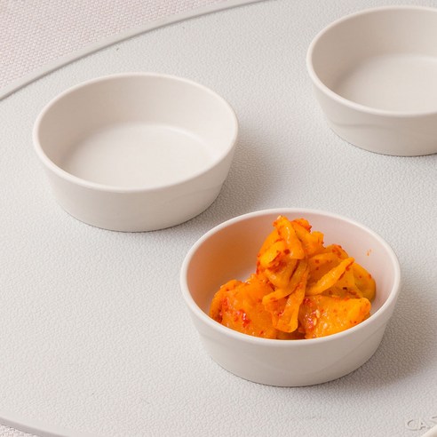 세련된 디자인과 편리함을 갖춘 아띠홈 올더플레이트 찬기로 식탁을 더욱 풍요롭게!