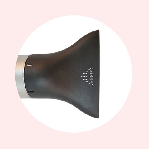 윤기 넘치는 머릿결의 비밀, 예스뷰티 헤어 드라이기 ZOA-1530으로 완성하세요.