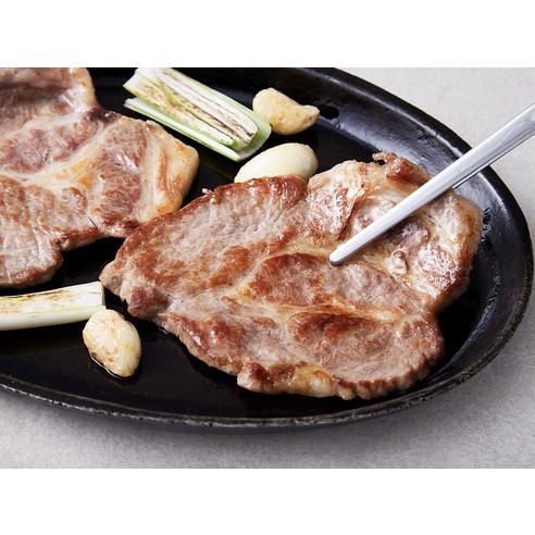 신선하고 부드러운 한돈 목살의 구이 진수