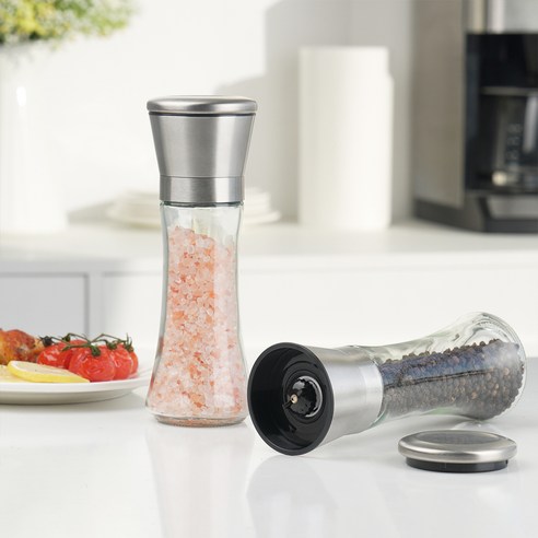 견고함과 섬세함으로 주방을 빛내는 코멧 키친 소금 후추 그라인더