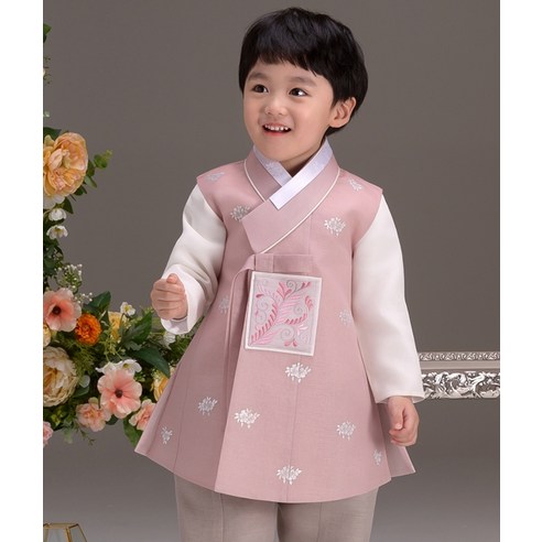 빛나는 별처럼, 우리 아이의 특별한 날을 수놓을 더예한복