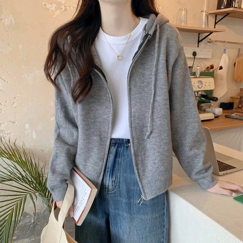 한겨울을 따뜻하게 보내는 포근한 여성용 니트 가디건