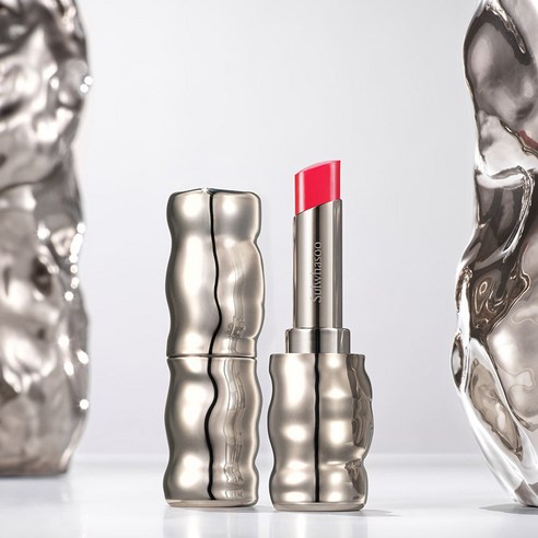 시간을 멈춘 듯, 설화수 퍼펙팅 립컬러로 완성하는 timeless beauty