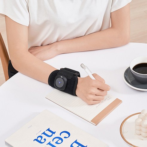 오아 바디스팟W 무선 EMS 저주파 손목 마사지기로 손목 통증 해결하기