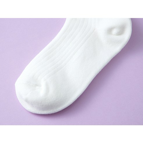 우리 아이 발에 포근함과 스타일을 더하는 베이스알파에센셜 유아동 골지 양말!