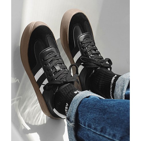 편안한 실내 운동을 위한 선빛 데일리 학생 브리너 운동화