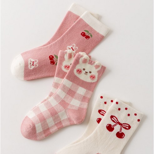 사랑스러운 꼼지 앵두토끼 양말로 우리 아이 발에 행복을 더하세요!