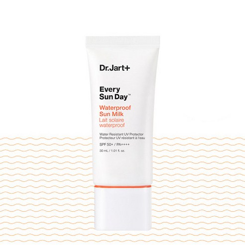 끈적임 없이 산뜻하게! 닥터자르트 선 밀크로 자외선 걱정 끝!