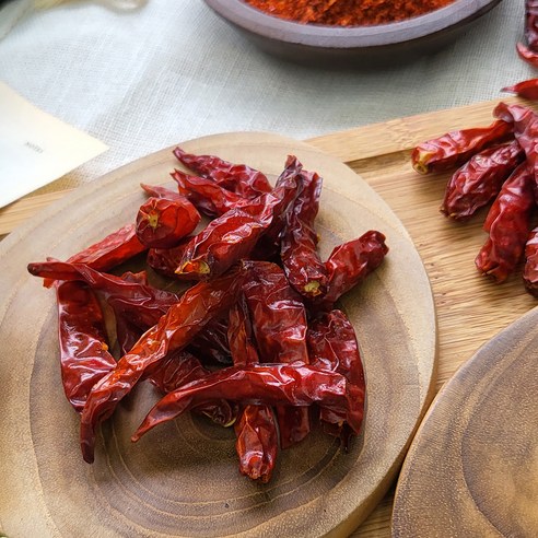 깊고 풍부한 매운맛으로 요리의 풍미를 더해주는 복이네먹거리 베트남 건고추