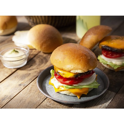 냉동으로 만나는 신선함, 신라명과 수제 햄버거 빵