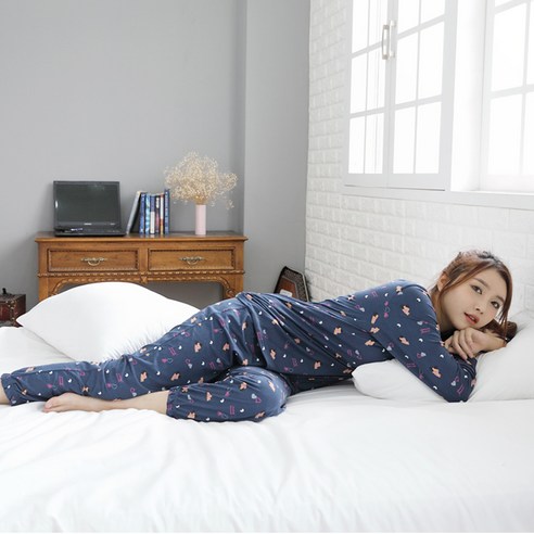 애플스토리 여성용 보들보들 편안한 울트라 스판 마약잠옷 상하세트