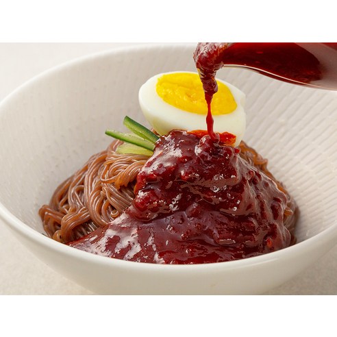 매콤달콤하고 다용성 있는 비빔냉면 양념장