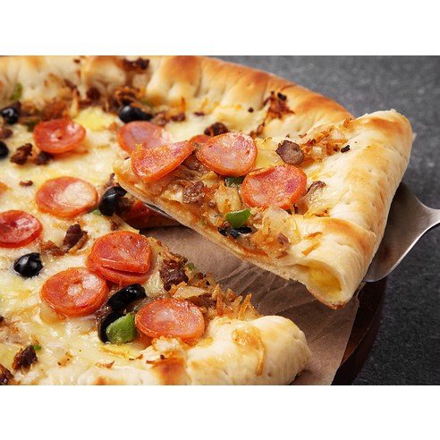 맛과 편리성이 완벽한 조화를 이루는 냉동 피자
