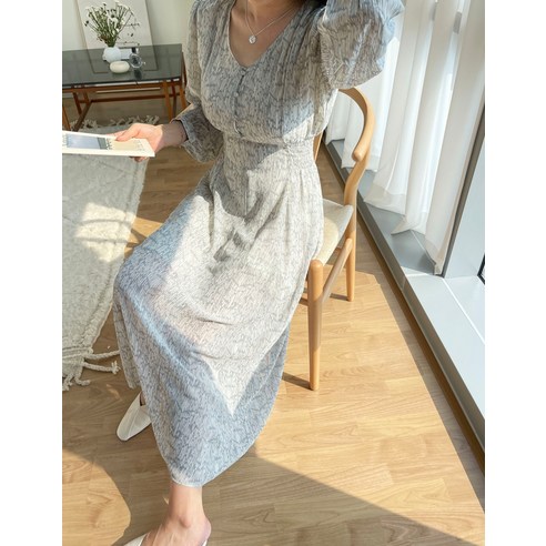 플랜데이 여성용 브이넥 앞단추 여리허리 스모크쉬폰 긴팔 맥시 원피스는 봄과 가을에 완벽한 스타일