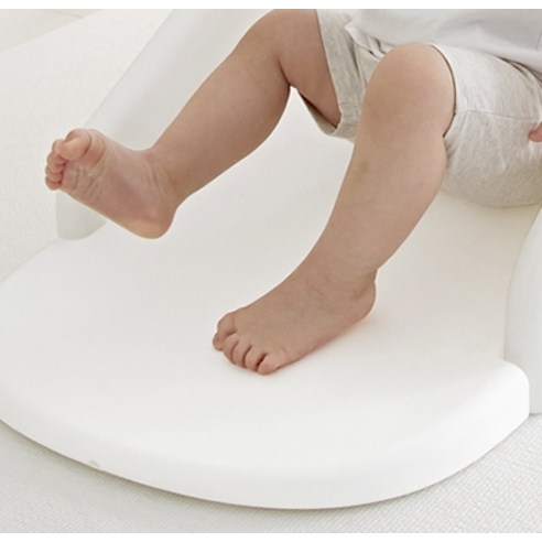 안전과 즐거움이 가득한 미끄럼틀