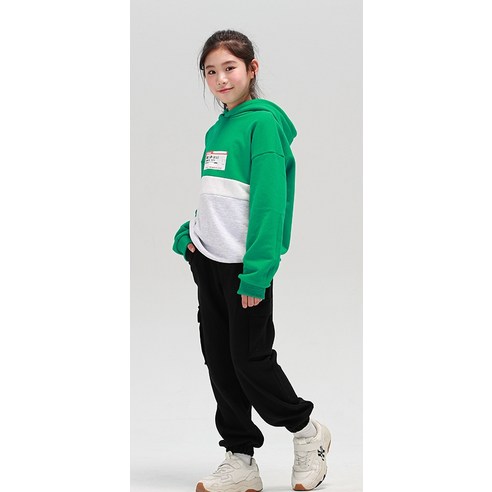 初中  時尚  男孩  女孩  常見  服裝  運動衫  訓練  設置  初中