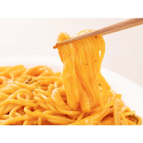 부드러운 맛의 로제 떡볶이