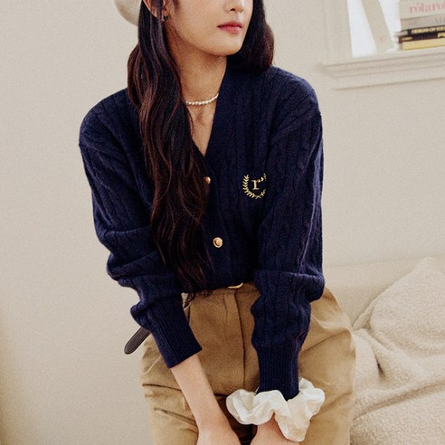 가디건  로라로라 여성용 V NECK CABLE CARDIGAN