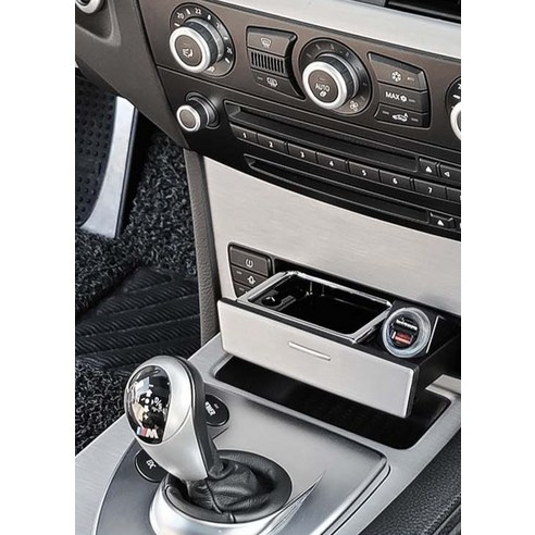 비잽 45W 듀얼C A타입 초미니 차량용 시거잭 초고속 충전기는 PD, PPS, QC5.0 기술을 탑재한 고품질 매립형 충전기입니다.