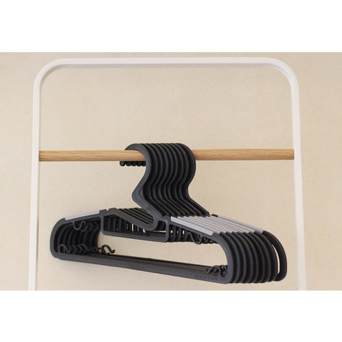 효율적인 의류 관리를 위한 완벽한 옷걸이