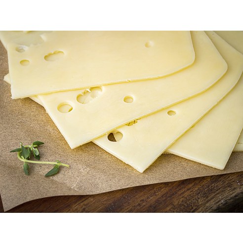 미식가를 사로잡는 깊고 풍부한 맛, 제르미 에멘탈 슬라이스