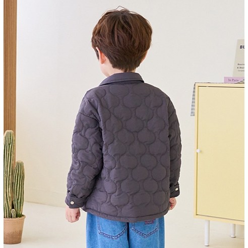 경량 패딩, 따뜻하게 감싸줍니다.