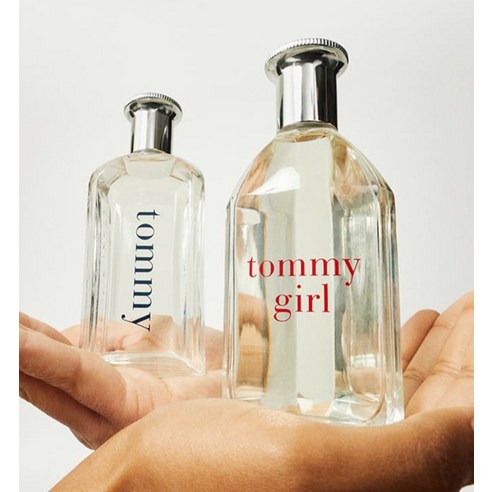 클래식한 향기로 매력을 발산하는 타미힐피거 타미걸 EDT