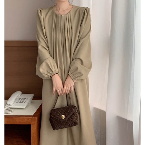 女  時尚  服裝  長裙  成年女性  成年女性  婦女  女人  淑女  淑女