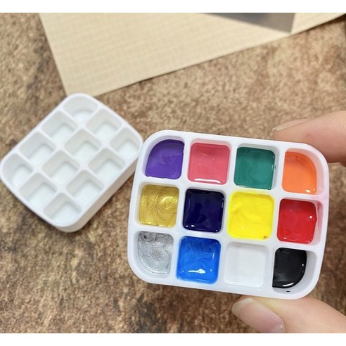 좁은 공간, 컬러 고민 끝! 퍼니네일 팔레트로 나만의 젤네일을 완성하세요.