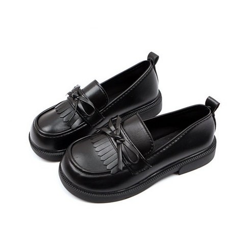 사랑스러움과 편안함을 겸비한 완벽한 아동용 스쿨리본 구두