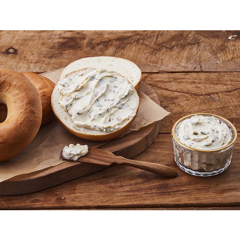 베이컨 대파 크림치즈: 빵 생활을 업그레이드하는 맛없없 조합!