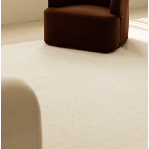 청소 걱정 없이 뽀송한 일상 보웰 워셔블 카페트