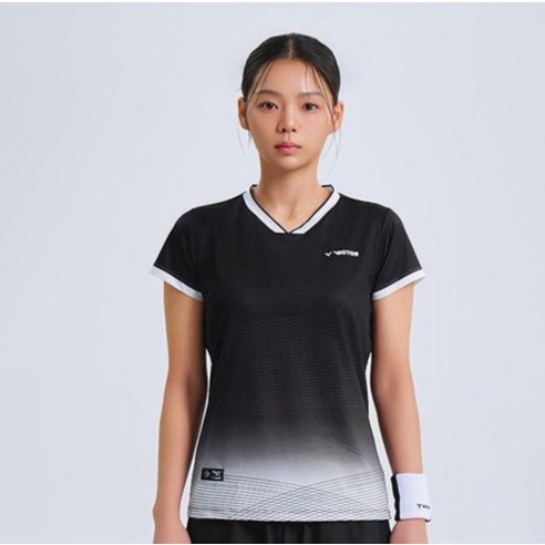 땀 걱정 없이 스타일리시하게! 빅터 V MOTION 티셔츠로 운동 퍼포먼스를 UP!
