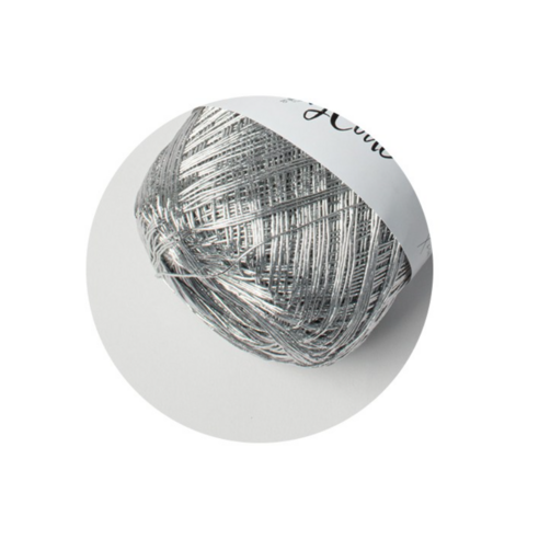 내 작품에 은하수를 담다: YARNA 메탈릭 플레이 코드로 특별한 뜨개 경험을!