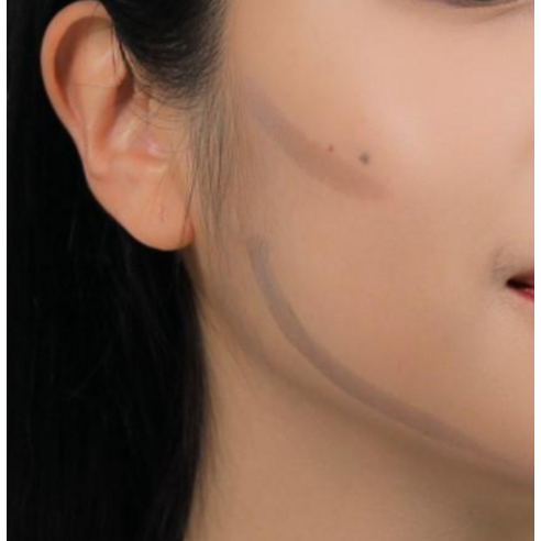 자연스러운 윤곽을 위한 필수 아이템