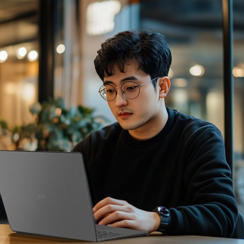 미래를 담은 혁신적인 노트북, LG 그램 Pro AI
