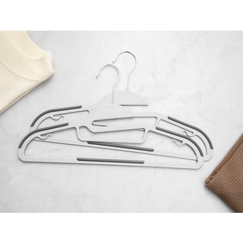 옷장 정리의 혁신, 코멧 홈 논슬립 회전형 옷걸이로 옷장 공간을 효율적으로!