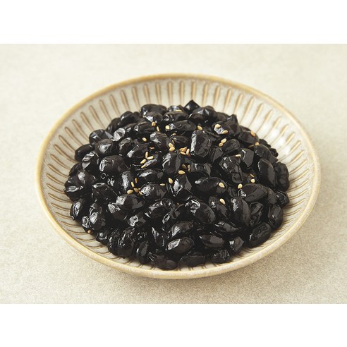 추억을 되살리는 맛, 정성 가득 콩자반 한 상