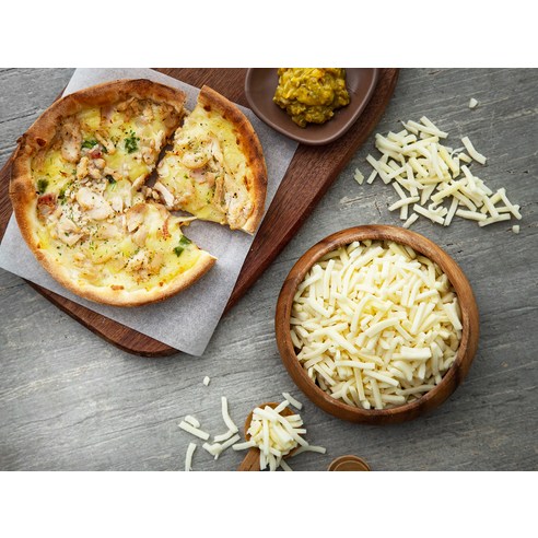 풍부한 맛과 품질을 갖춘 슈레드 모짜렐라치즈