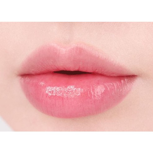 부드럽고 매력적인 입술을 위한 필수 립밤