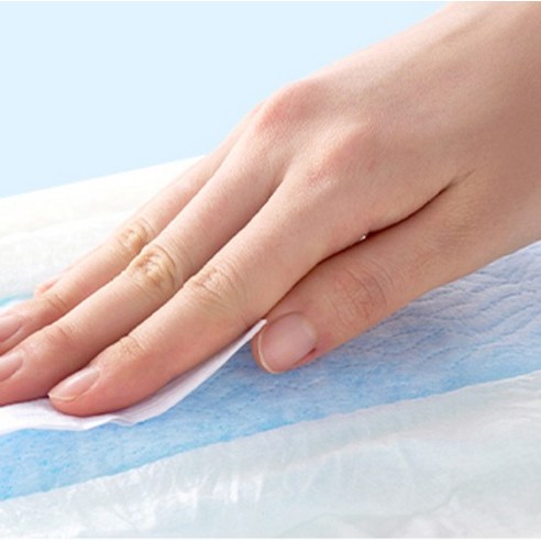 땀띠 걱정 없이 뽀송한 여름을 선물하세요, 하기스 네이처메이드 썸머 밴드 기저귀!