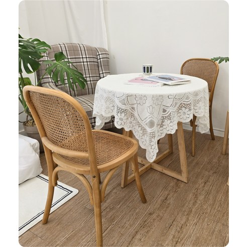 칙칙한 협탁, 코튼뷰 레이스 테이블보 하나로 순식간에 화사하게!